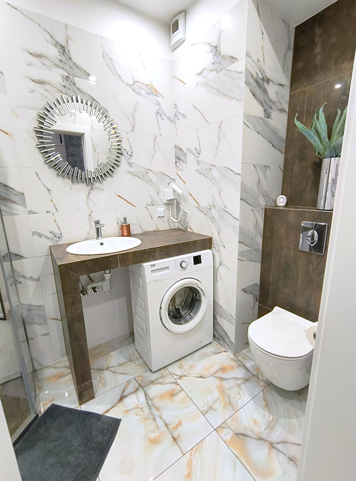 Private Parking, Secure Building - Central Apartments Old Town & Main Station غدانسك الغرفة الصورة
